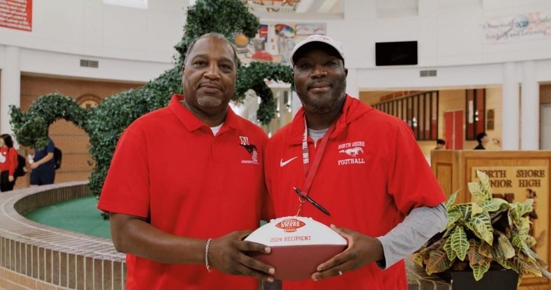 Robins Named Community Leader